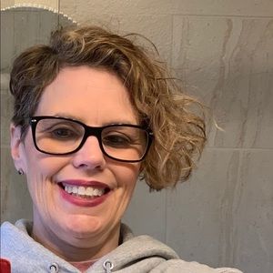 Meet your Posher, Catherine